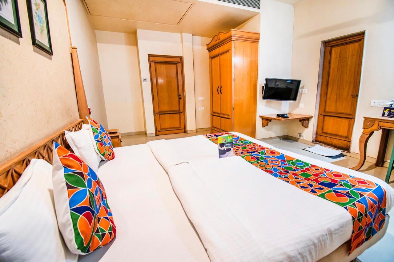 Collection O Hotel Rajwada Near The Pavillion Pune Zewnętrze zdjęcie