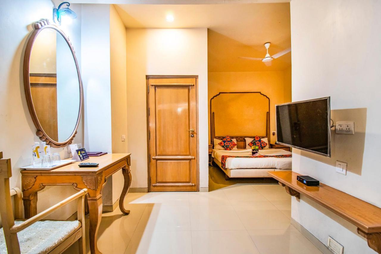 Collection O Hotel Rajwada Near The Pavillion Pune Zewnętrze zdjęcie