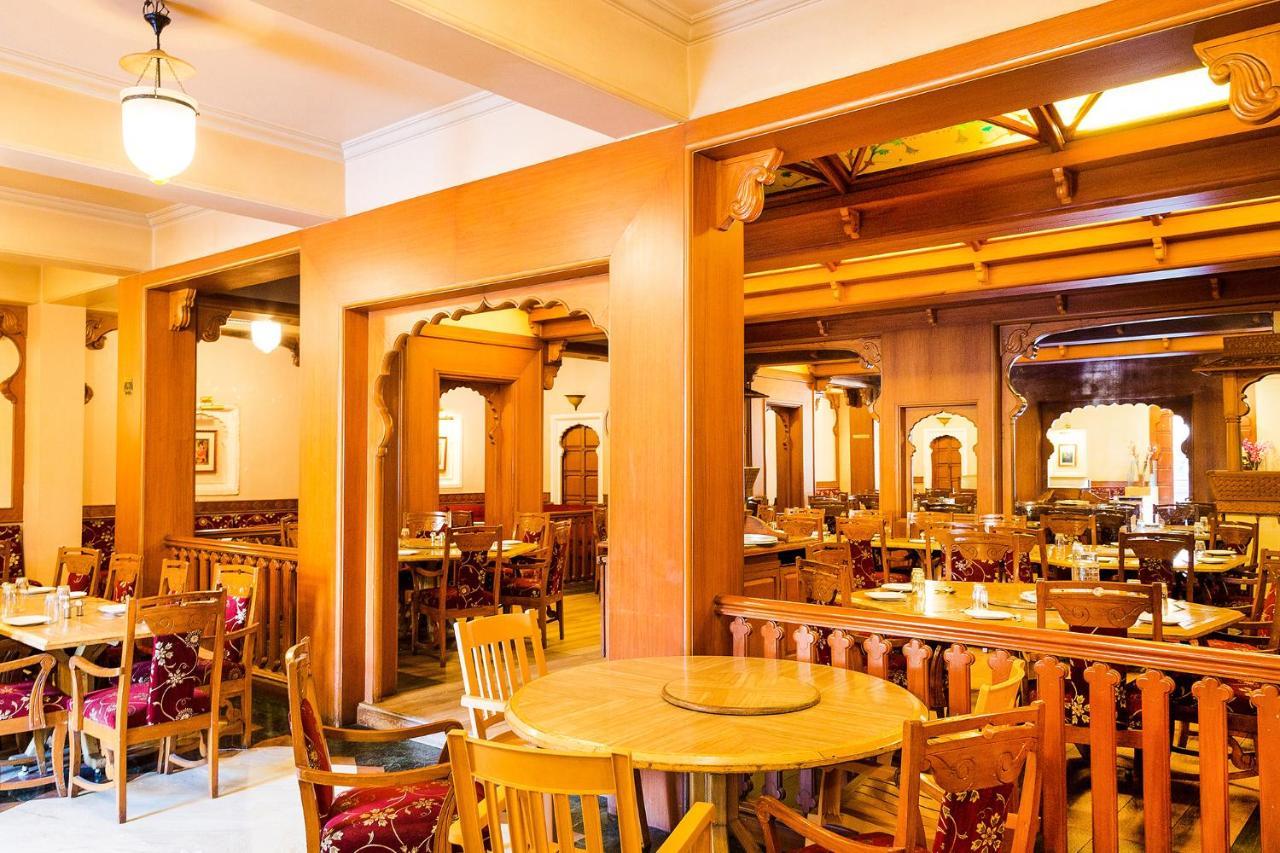 Collection O Hotel Rajwada Near The Pavillion Pune Zewnętrze zdjęcie