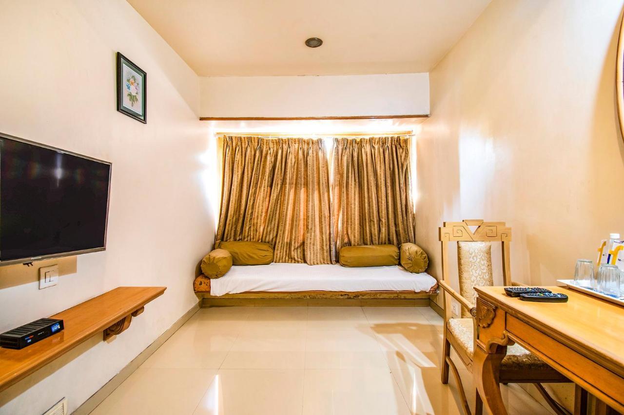 Collection O Hotel Rajwada Near The Pavillion Pune Zewnętrze zdjęcie